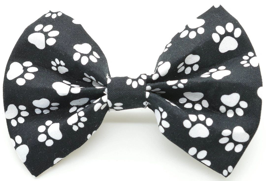 Cow Print Dog Collar / Black Cow Spots on White / Farm Dog Collar / Ma – Bow  Tie Expressions