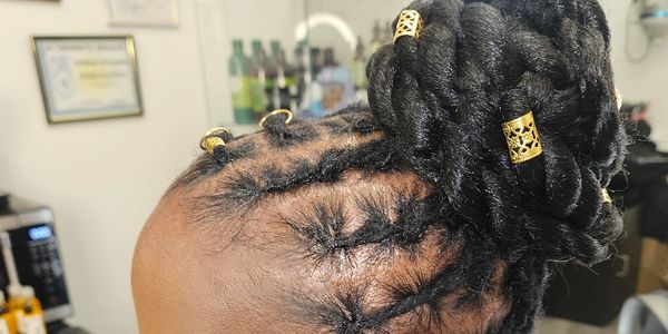 Dreadlocks, wash, retightening and style 