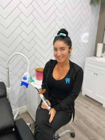 Teeth Whitening Services with Official Pro Smiles in Mesa Az