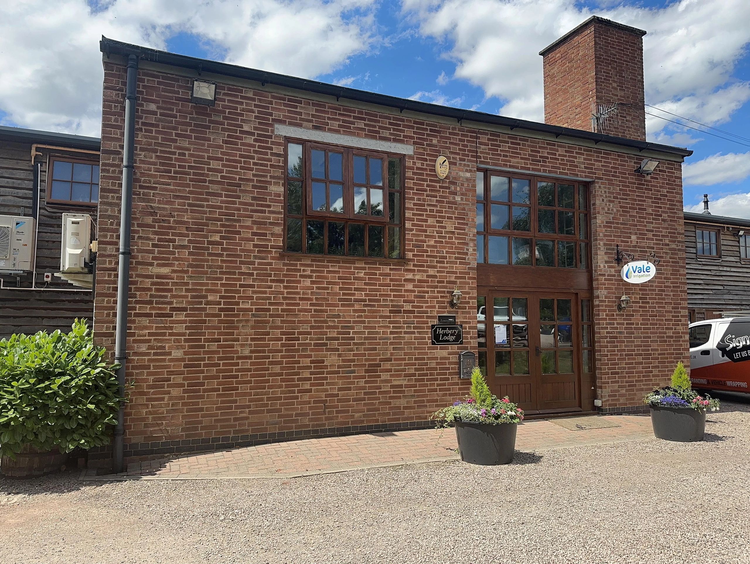 Vale Irrigation Offices and trade counter at Blackminster Business Park, Evesham, Worcestershire 