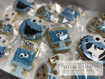 Cookie Monster cookie