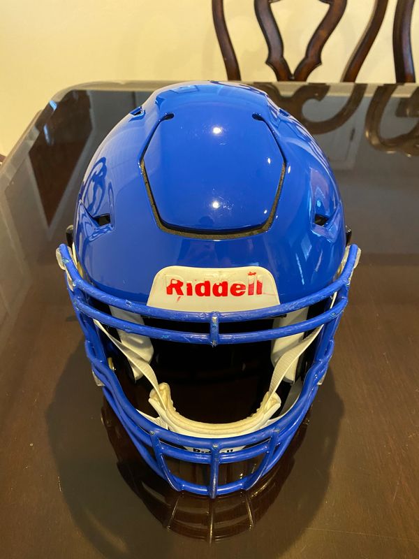 Helmet Reconditioning Sleek Helmets