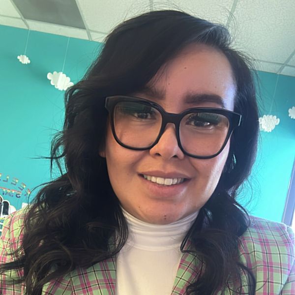Bilingual: English / Spanish se habla Español.

My specialty is working with children, youth, adults