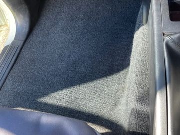 Car Detailing clean carpet flooring