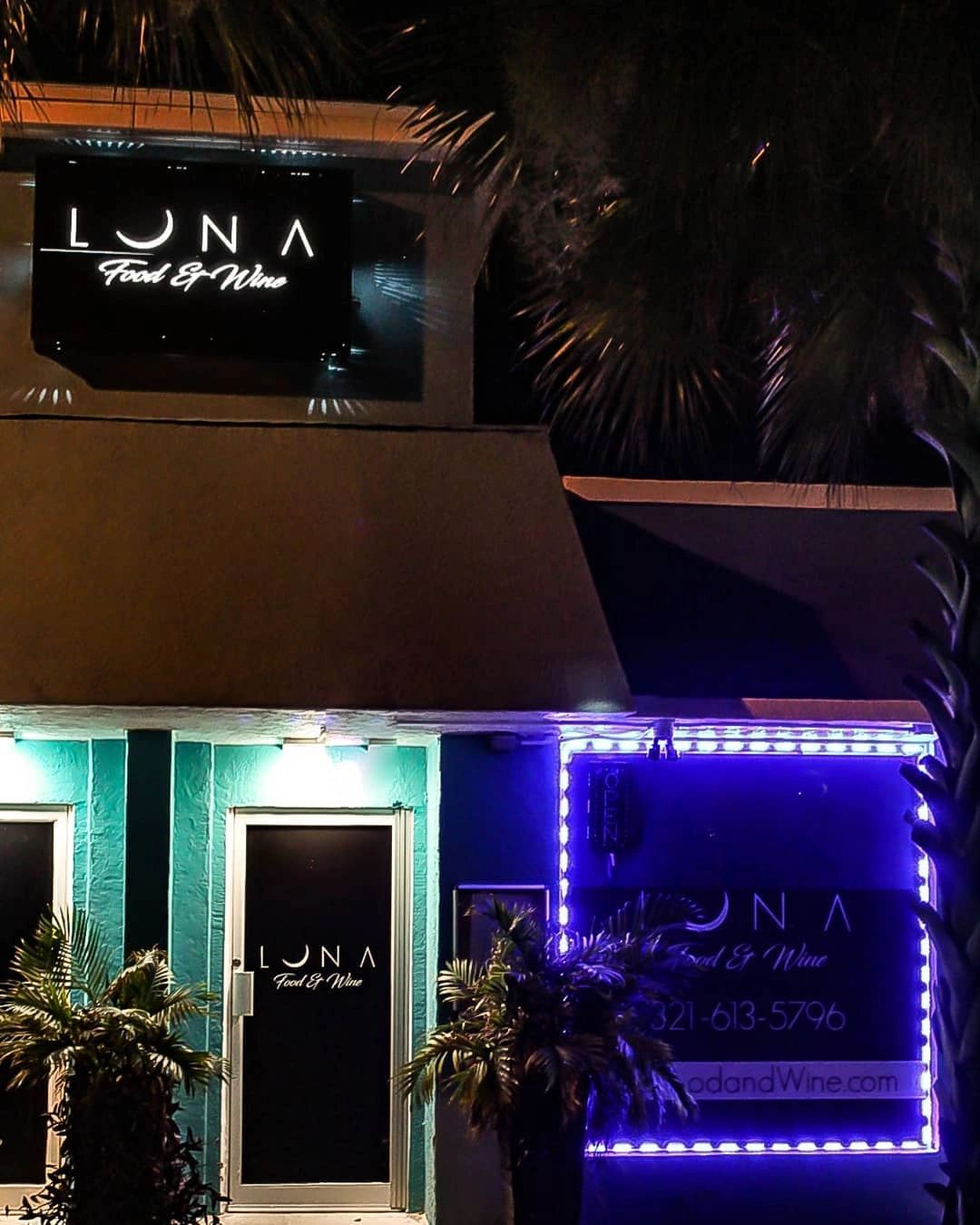 Restaurant, Dining LUNA Cocoa Beach, Florida