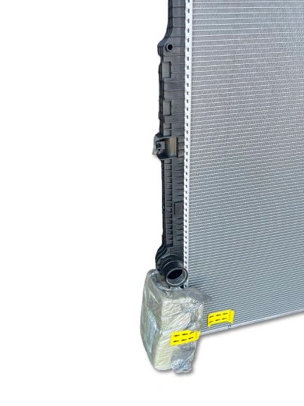 811.75100 - Radiator Peterbilt - Image 2