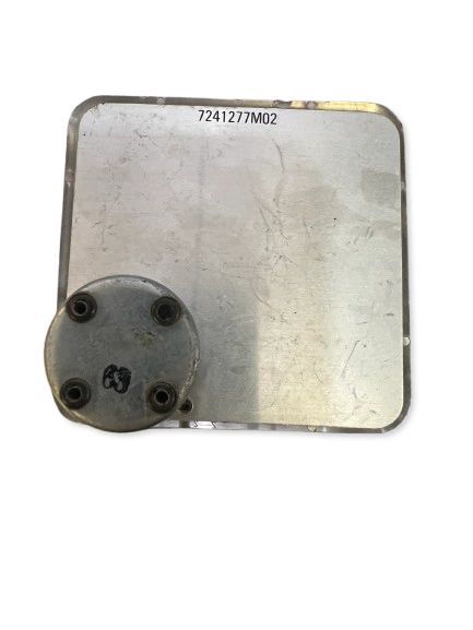 International 7241277M02 - Image 2