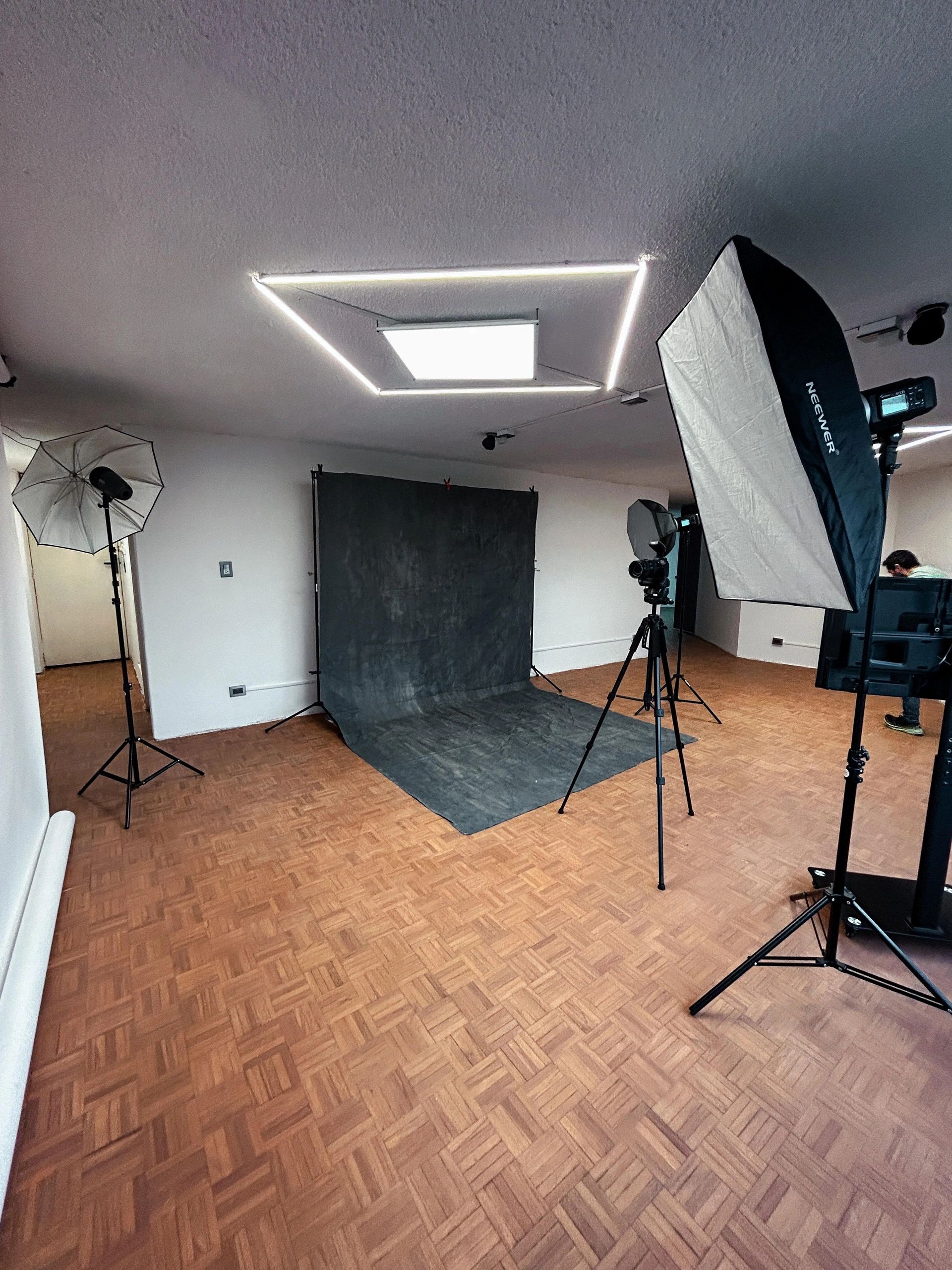 Renta De Estudio Fotográfico - Marmota Studio, image size:1920x2560