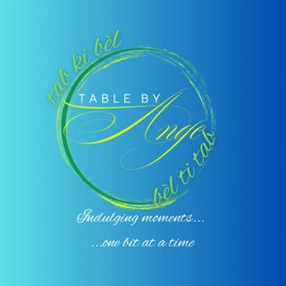 Table by Ange