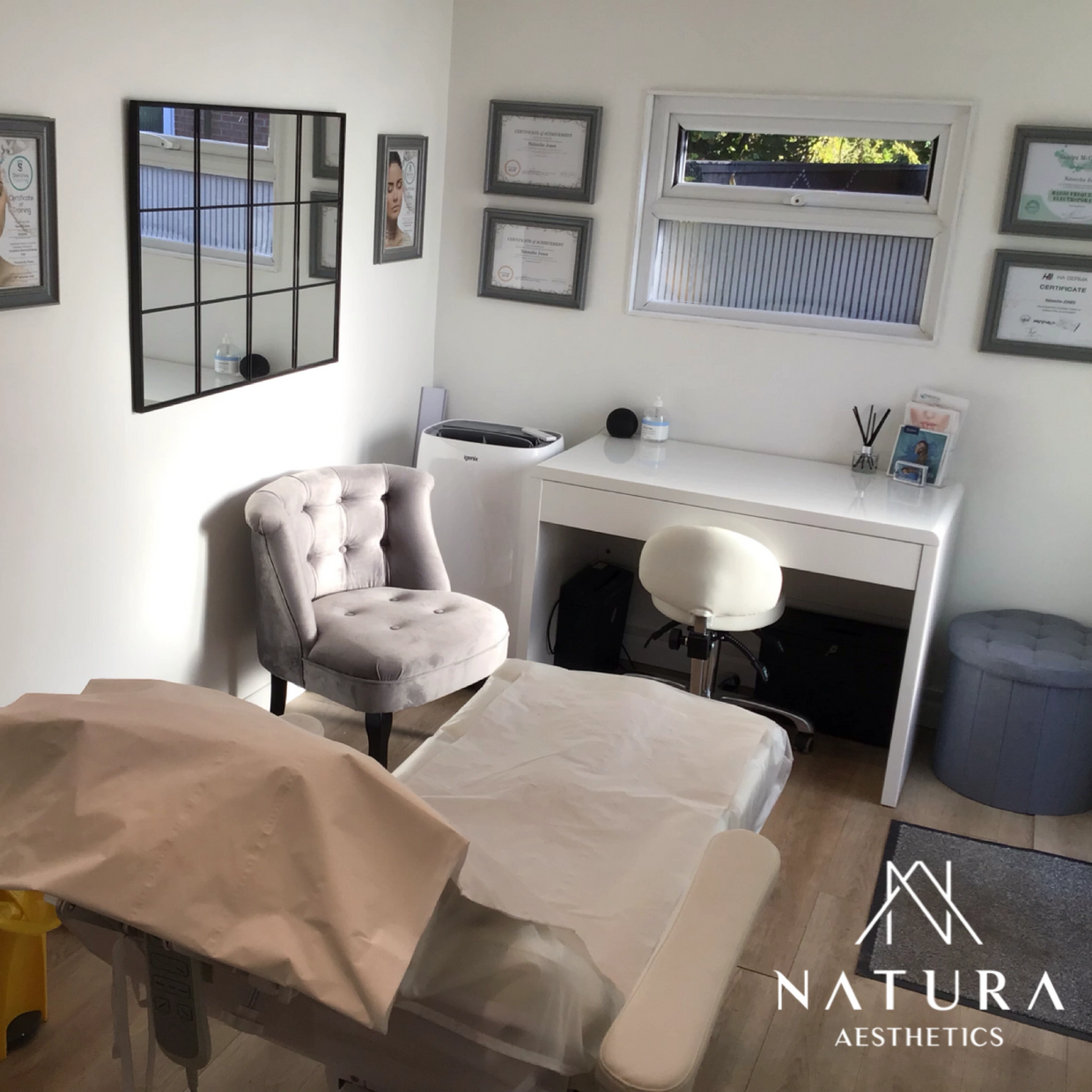 Photo of Natura Aesthetics treatment room