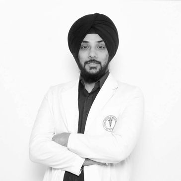 Dr Manbachan Singh Bedi- best spine surgeon in india