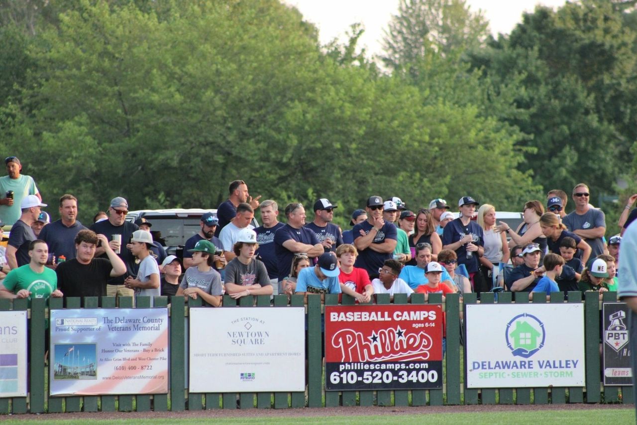 Nolan Gratton, Nate Hellberg launch two homers each