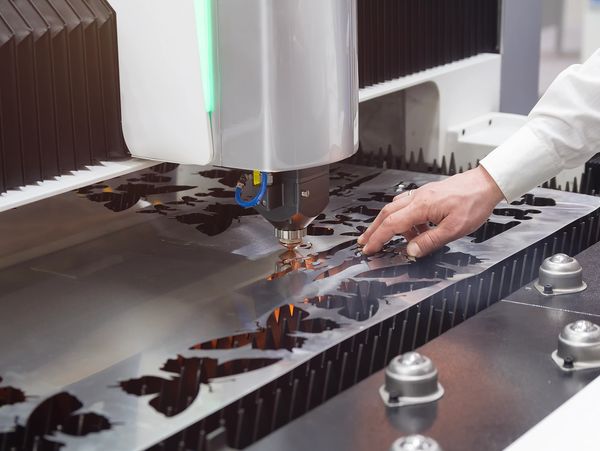 Industrial laser cutting of sheet metal