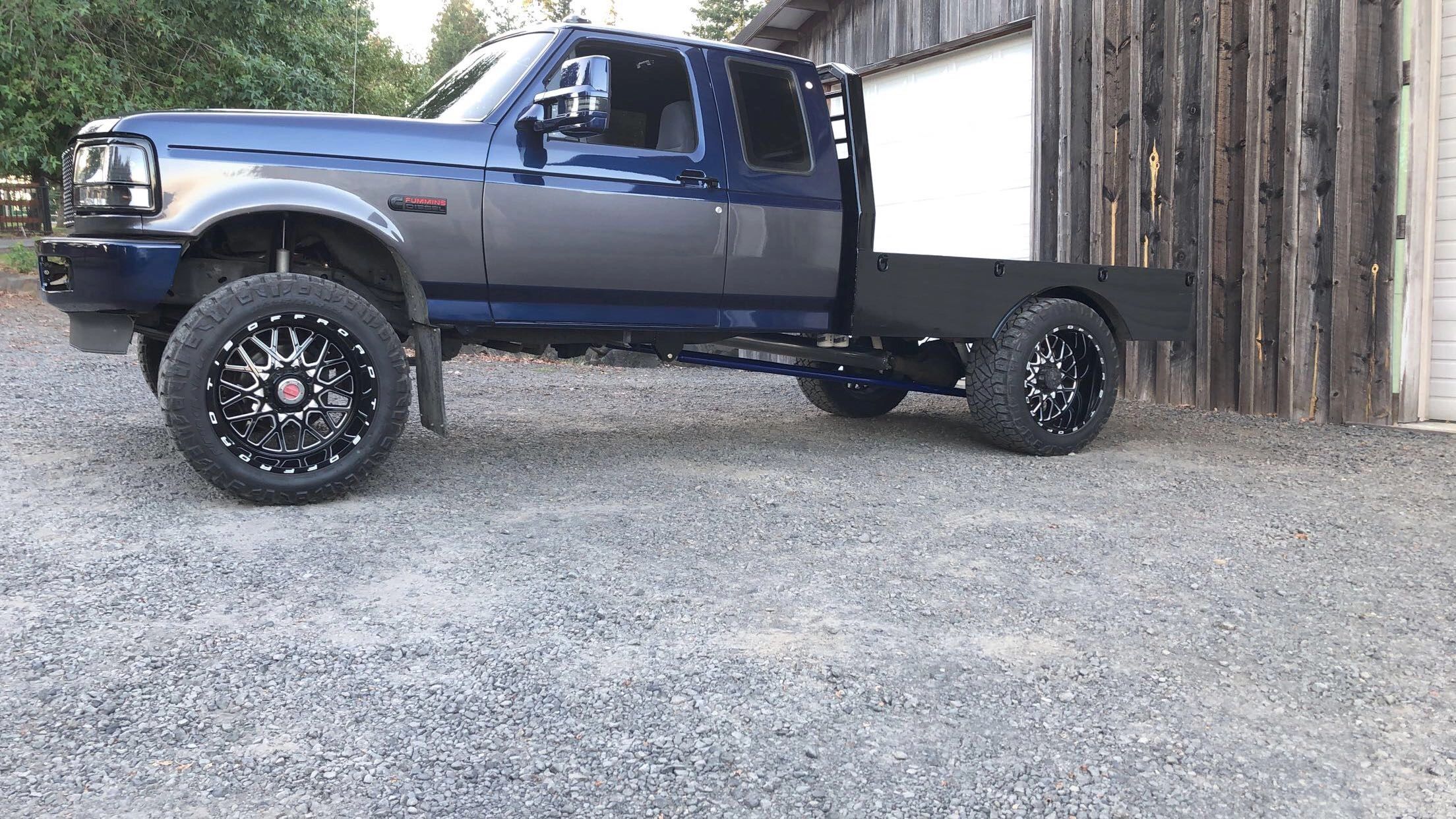 Diesel pickup truck 