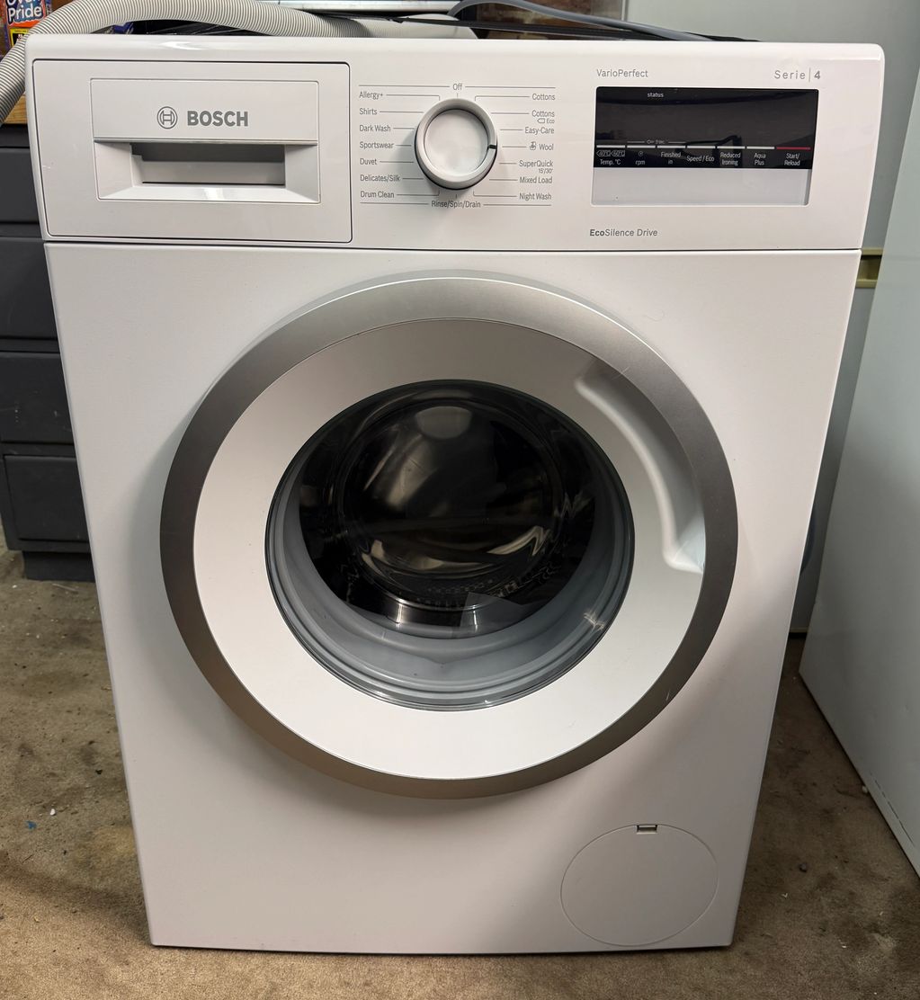 Bosch Series 4, 8kg 1400 RPM Washing Machine 
