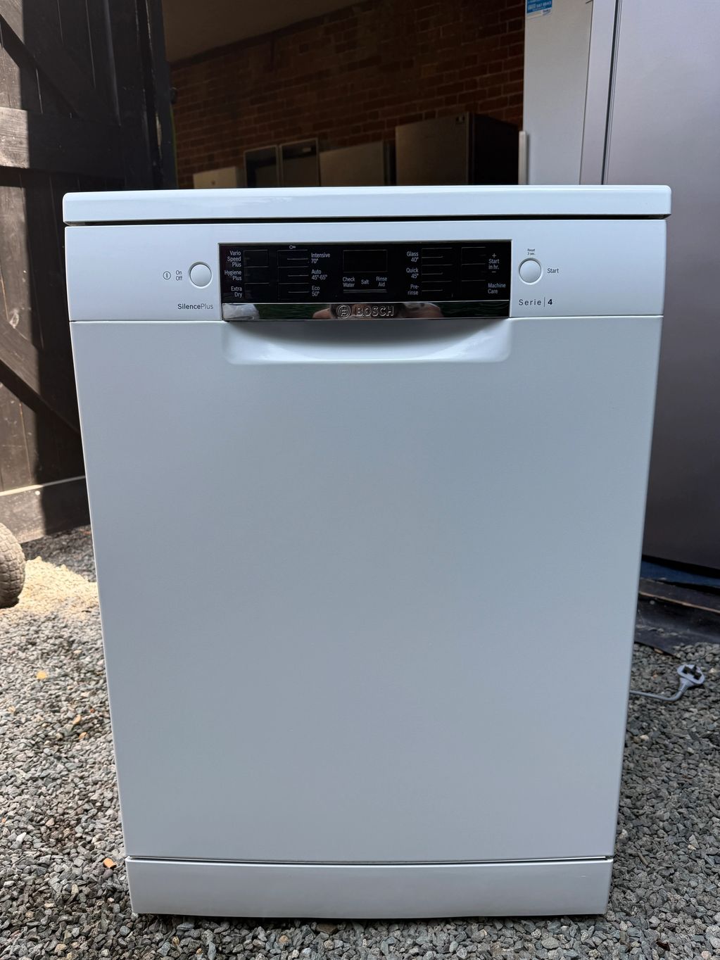 Bosch Series 4 Full Size Freestanding Dishwasher 