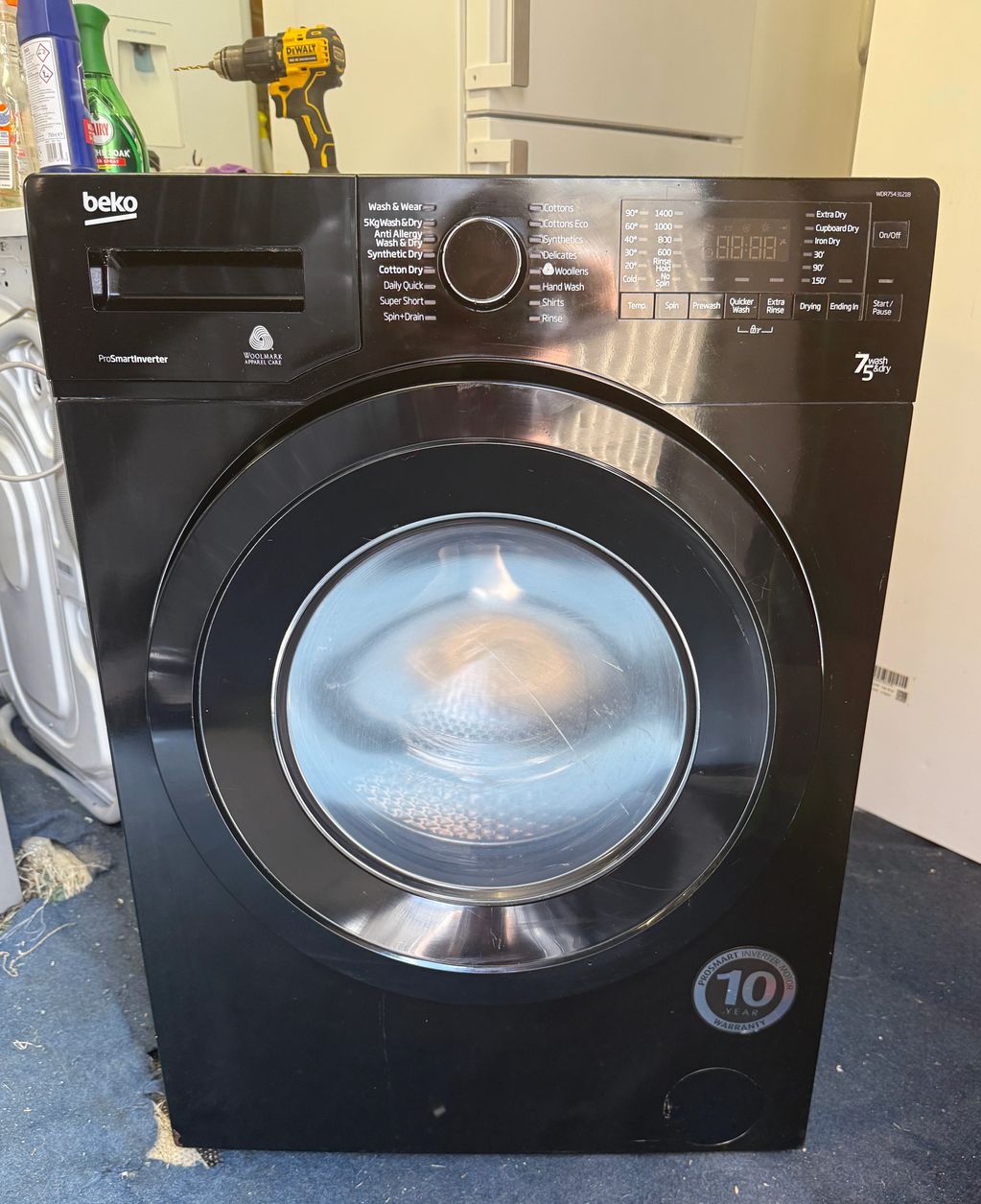 Black Beko 7kg 1400 RPM Washing Machine 