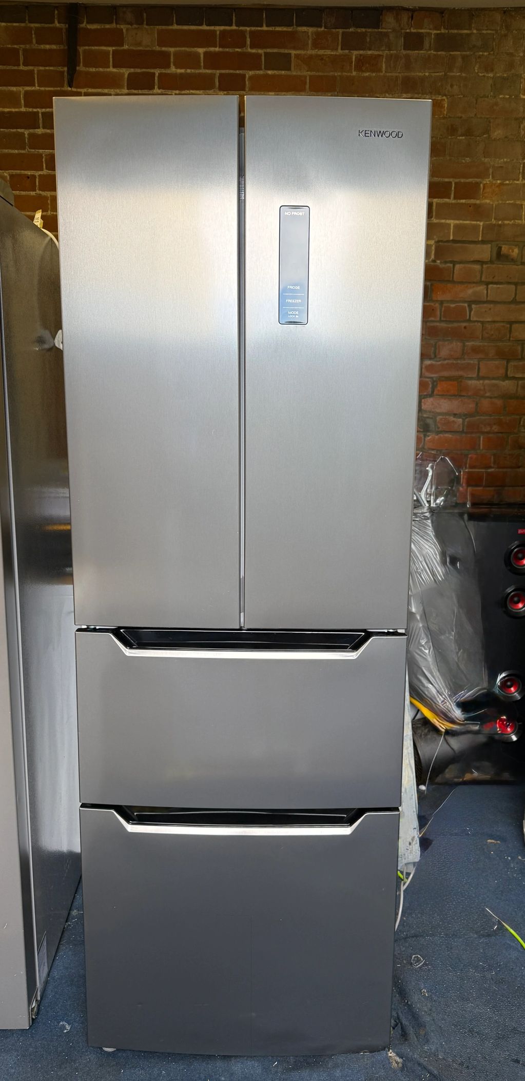 Kenwood American Style Frost Free Fridge/Freezer