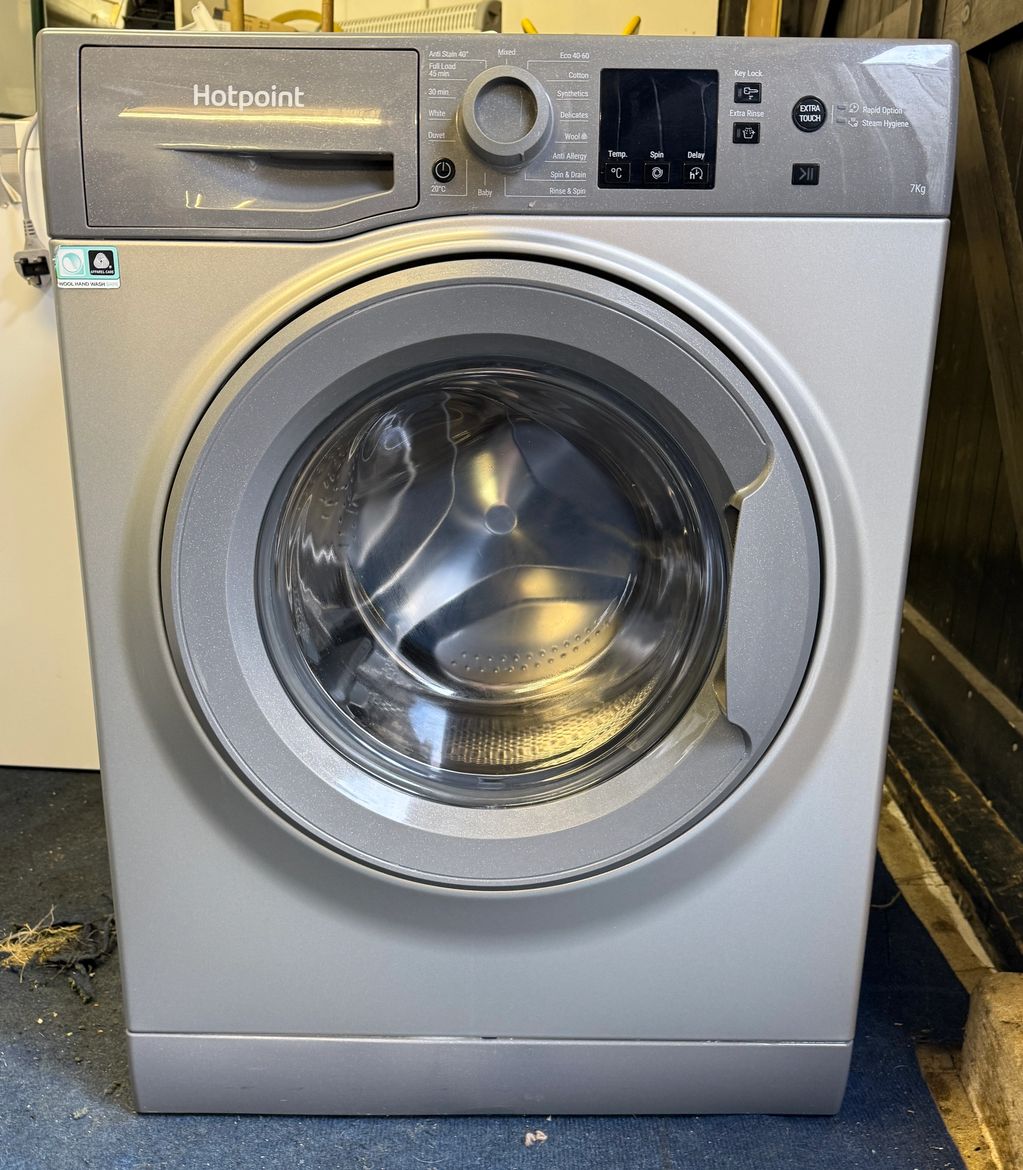 Hotpoint 7kg 1400 RPM Washing Machine 