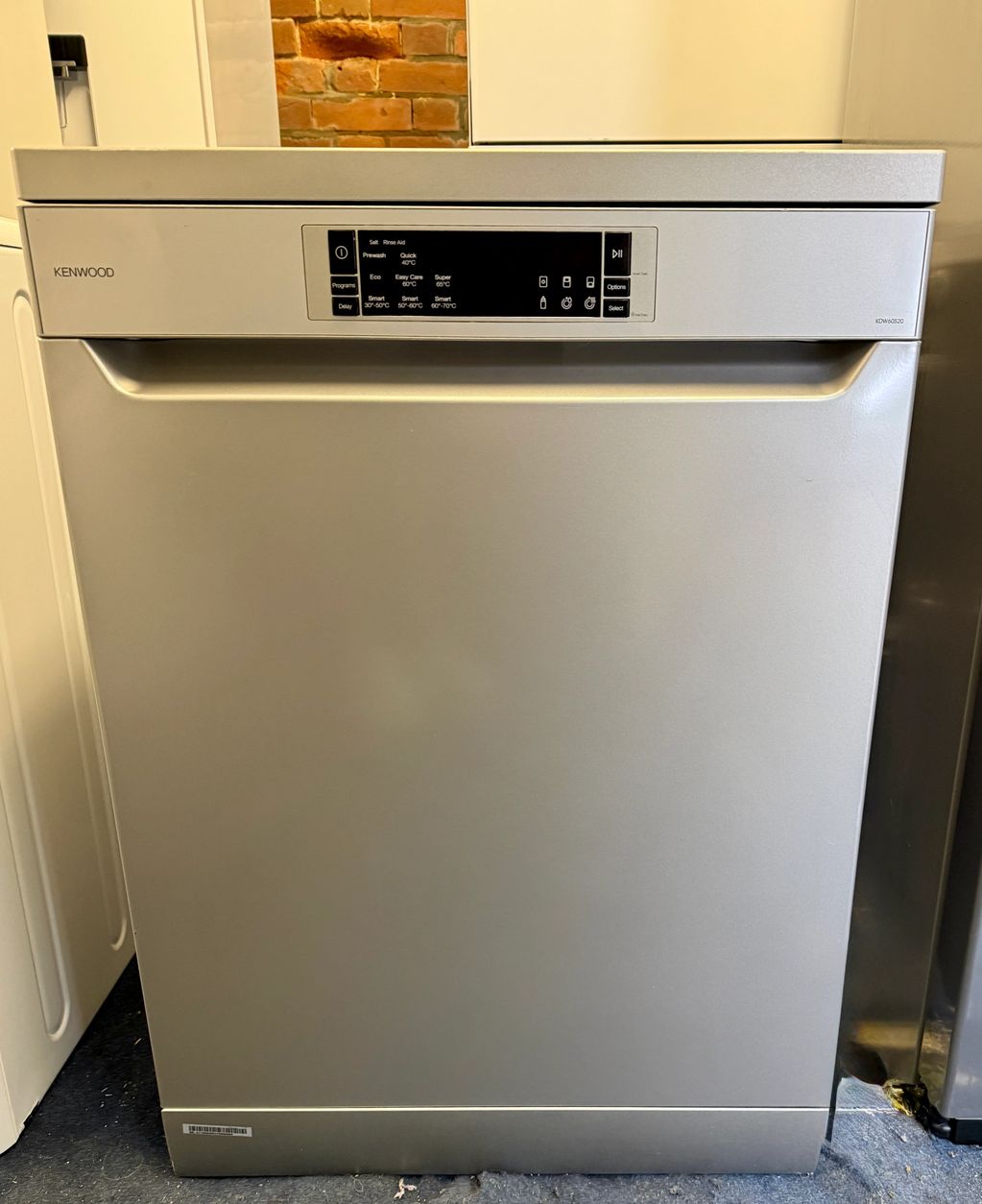 Silver Kenwood Full Size Freestanding Dishwasher 