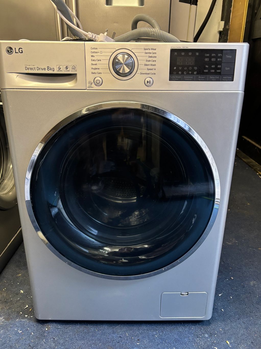 LG Titan 8kg Washing Machine 