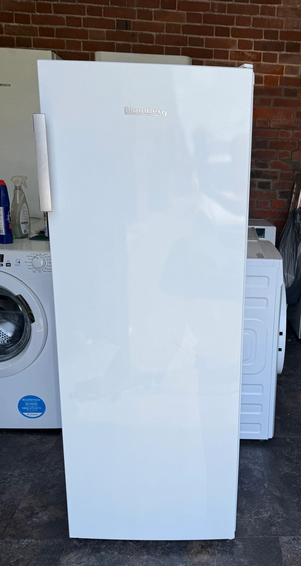 Blomberg Tall Upright Larder Fridge 