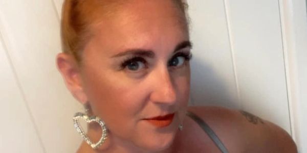 Nails, acrylic, biab and manicures in  Cardiff 