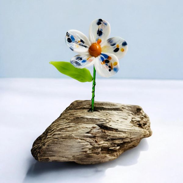 White and colourful frit glass flower