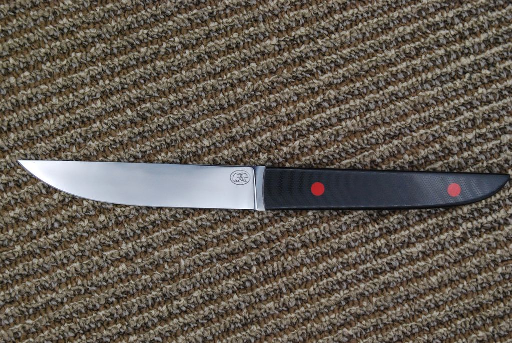 L6 Tanto with Black Glass G10 scales and red liners/pins