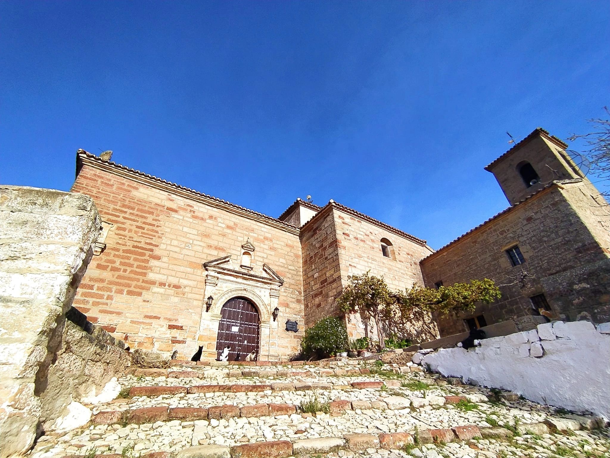 Virgen del Castillo Jaen Vilches Ruta Castillos Senderismo Cultura Íberos Pueblos Mágicos de España