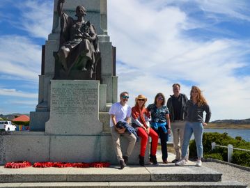 falkland islands penguins tours