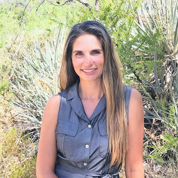 Founder and owner of Birthing Miracles.