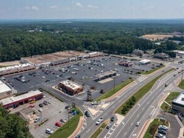 Recurring Porter Services at Cherokee Commons in Acworth, Georgia.