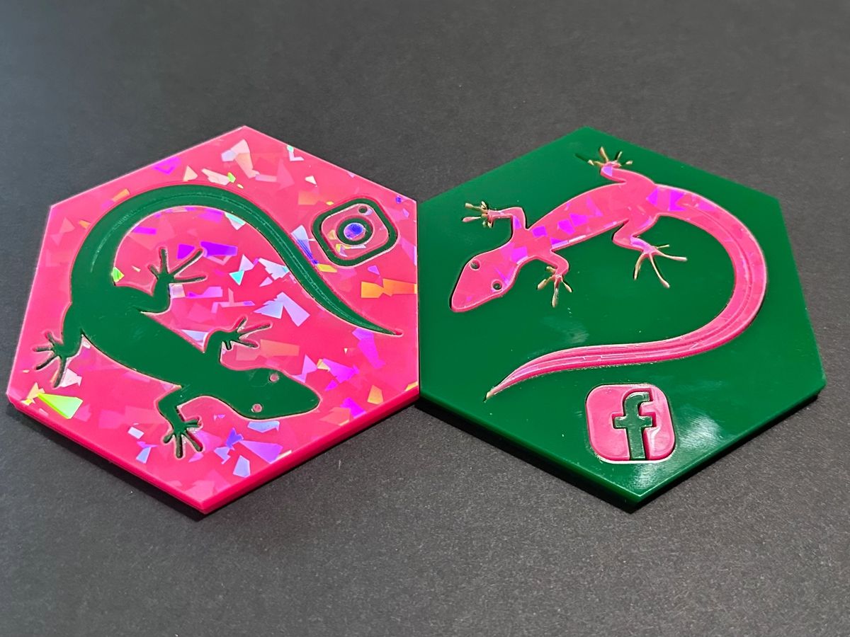 Custom Acrylic NFC Business Placards & Pucks