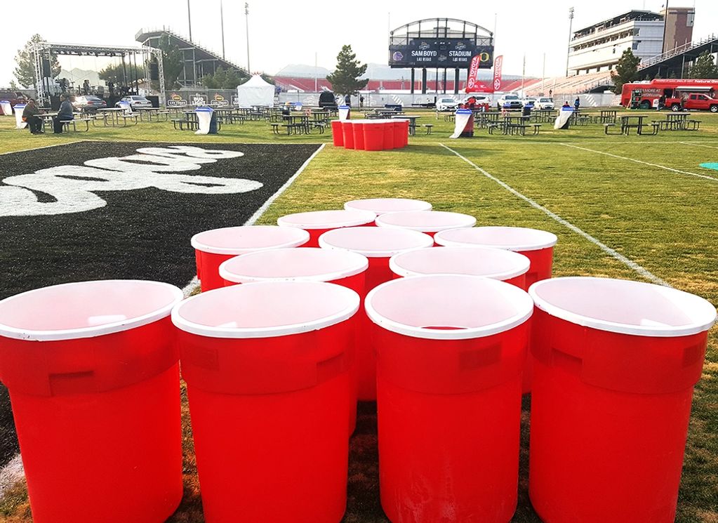 True Giant Beer Pong Kit