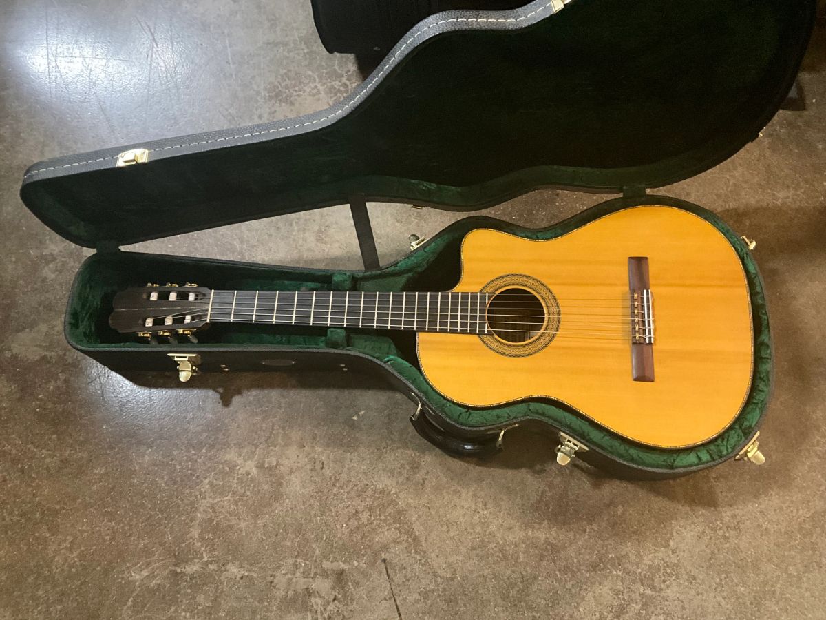 Poly Drive 2 Rmc Hans Schmidt handmade in Rock Creek, BC classical cutaway guitar model ...