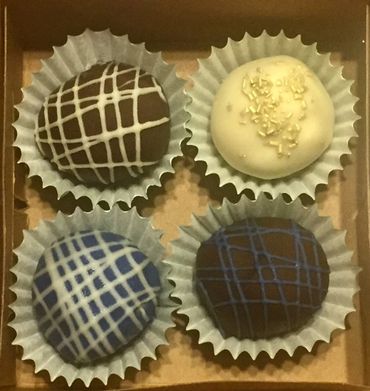 Winter/Hanukkah Cake Ball 4 Pack 