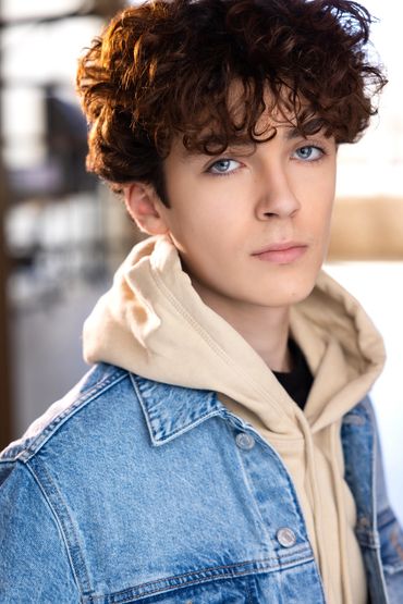 Braxton Alexander HEADSHOT
photocredit: Brian Jones Photography https://www.imdb.com/name/nm8489662/
