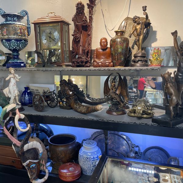 Collection of collectible pieces at Oscar’s Estate Jewelry.