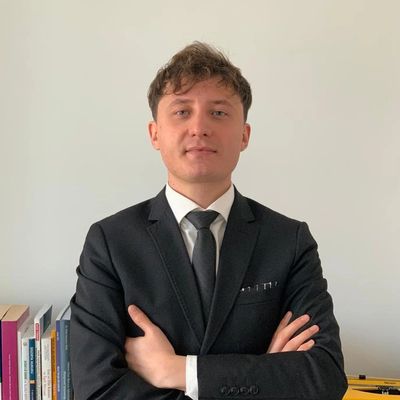 Avukat Kemal Efe Mergen