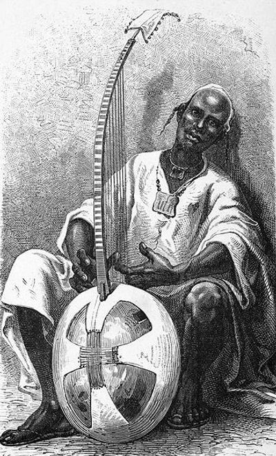 English: View of Koundian
Français : Sambou, griot de Niantanso
Date: 1872