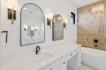 Luxury homes for sale in Oklahoma