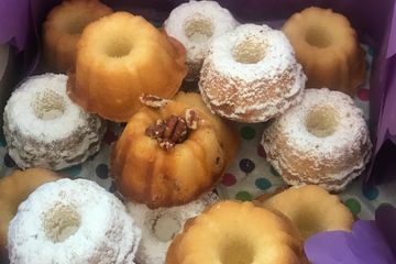 Assorted mini pound cakes