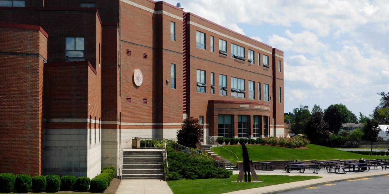 The Science Lab At Lasalle Academy