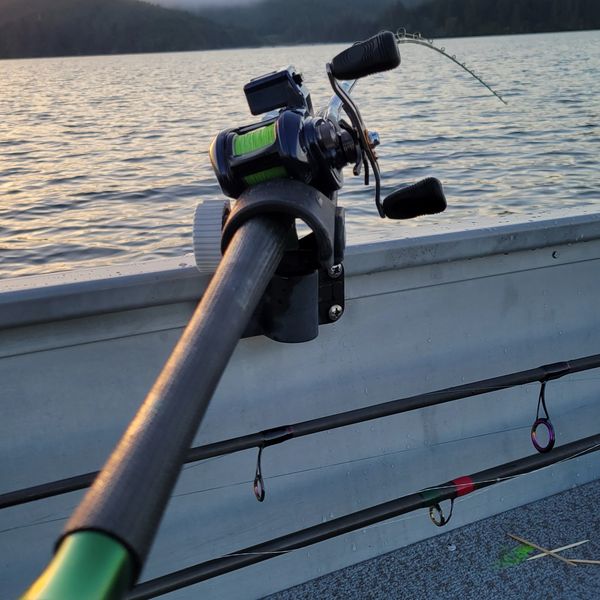 Trolling for salmon with a custom fishing rod made by knot4hirecustom rods