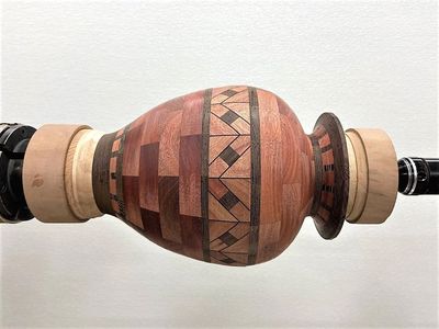 Segmented cremation urn