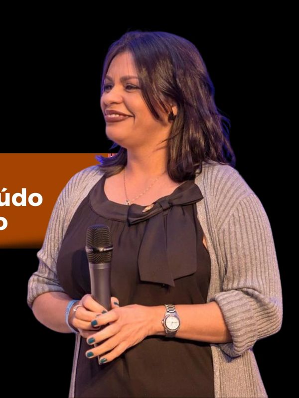 Você pode assistir nossas aulas gravadas preparadas com carinho em um passo a passo didático. 