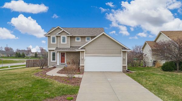 house for sale in west des moines