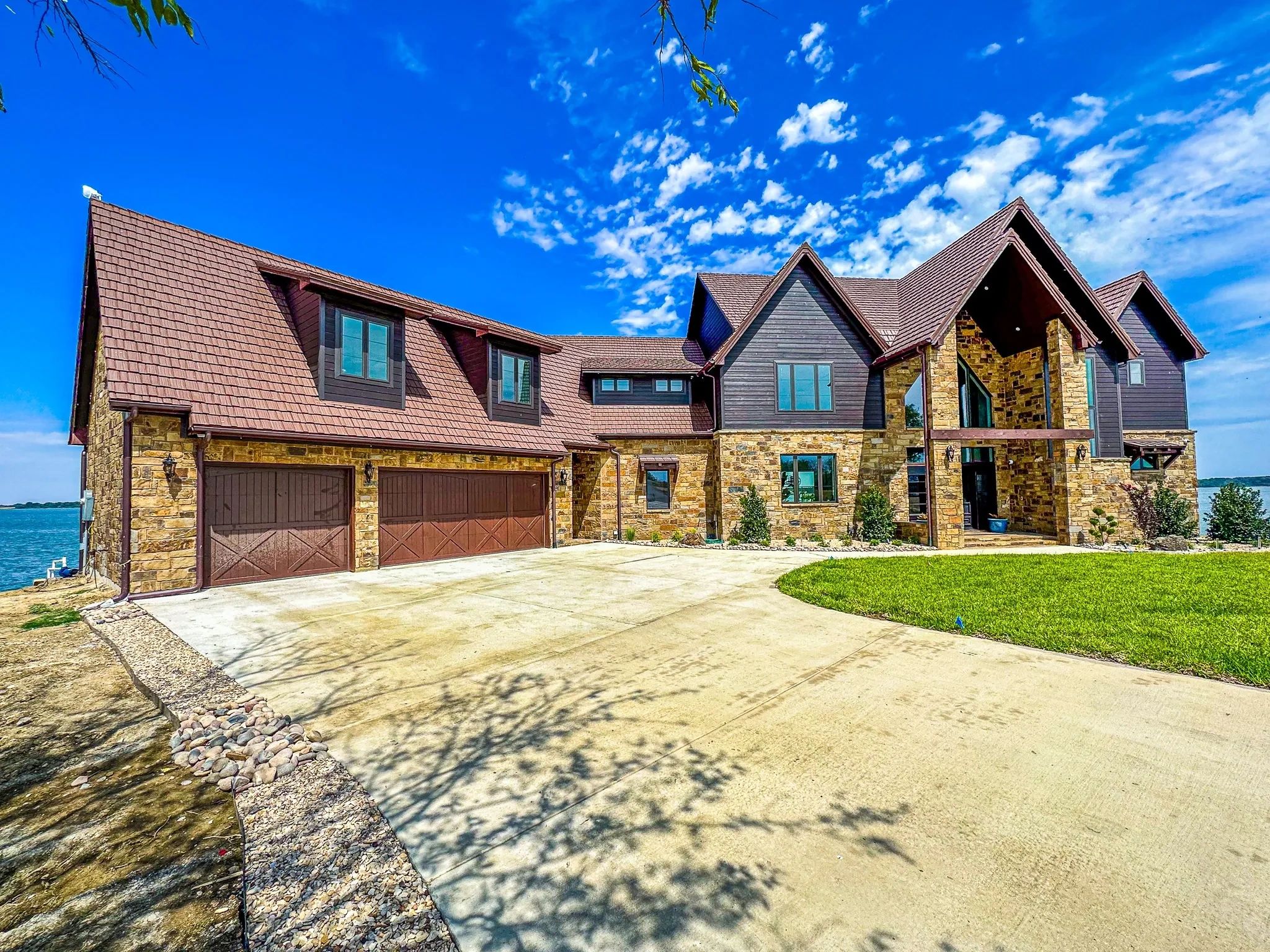 Luxury Custom Home Builders, Custom Lakefront Home, Luxury House