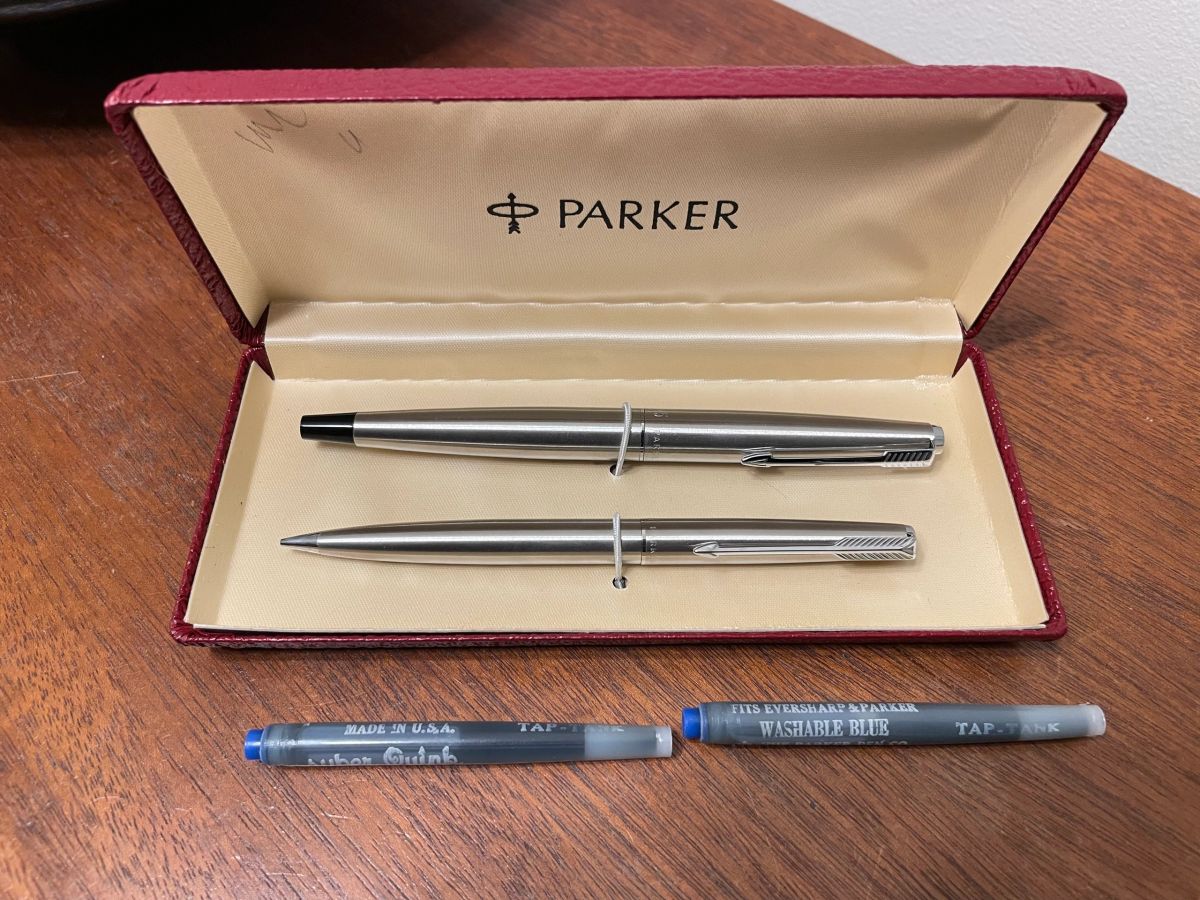 Vintage Original Parker 45 Flighter Fountain Pen & 61 Mechanical Pencil ...